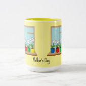 Blume in Töpfen auf dem Fenster Zweifarbige Tasse (Mittel)