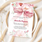 Blume Liebe ist in blühend rosa Bug Brautparty Einladung