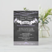 Blume & Lights Chalkboard Post Hochzeit einladen Einladung (Stehend Vorderseite)