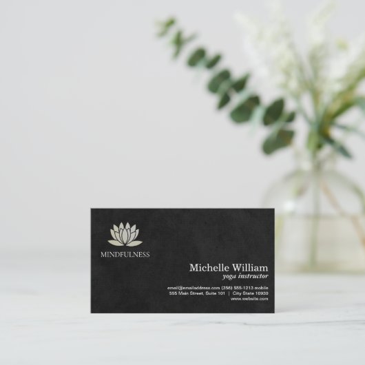 Blume Lotus | Einfach schwarzer Sleek Visitenkarte (Stehend Vorderseite)