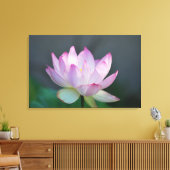 Blume Lotus und ihre Bedeutung Leinwanddruck (Insitu (Wohnzimmer))