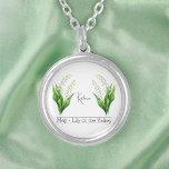 Blume Mai Lily of the Valley Versilberte Kette<br><div class="desc">Eine Illustration der Lilie der Blume des Tals. Unter den Blume wird der Name in einem anmutigen Skript-Schriftart geschrieben. Unter dem Namen Staaten sie "Mai - Lily of the Valley", was darauf hinweist, dass ihr Geburtsmonat May ist und ihre Geburtswehen die Lilie des Tales sind. Es ist eine personalisierte Halskette,...</div>