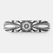 Blume Mandala Design Skateboard (Horizontal)