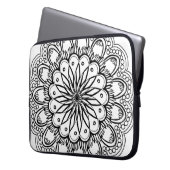 Blume Mandalahand zeichnend Laptopschutzhülle (Vorderseite Links)
