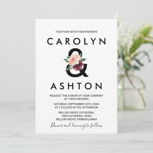 Blume | Maroon Wedding Einladung (Stehend Vorderseite)