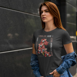 Blume mit 3D-Augen-Charakter T-Shirt