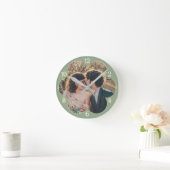 Blume mit benutzerdefinierter Bildvorlagenanzeige Runde Wanduhr (Zuhause)