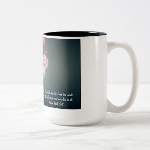 Blume mit der Bibel-Vers-Tasse Zweifarbige Tasse