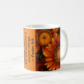 Blume mit der JW-Schrift zur Förderung Kaffeetasse (VorderseiteRechts)