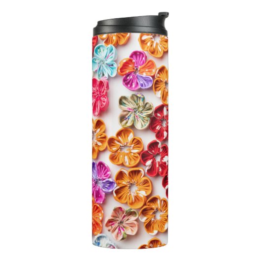 Blume mit Handnähte, Multicolor Thermosbecher (Nach links gedreht)
