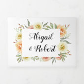 Blume mit Korallen und Pfirsichfarben Hochzeit Dreifach Gefaltete Einladung (Cover)