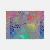 Blume mit Regenbogen Fleecedecke (Vorderseite (Horizontal))