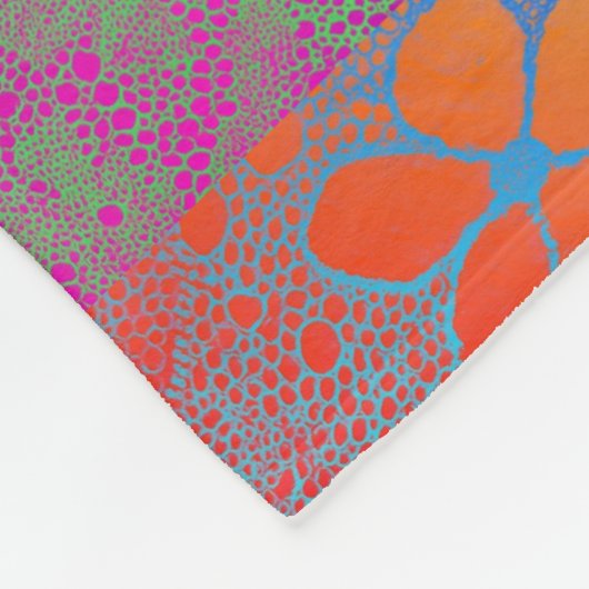 Blume mit Regenbogen Fleecedecke (Ecke)
