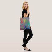 Blume mit Regenbogen Tasche (Am Model)