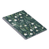 Blume mit weißem Schnee auf Grün Notizblock (Rechte Seite)