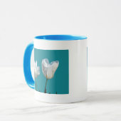 Blume mit weißem Tulpenhintergrund Tasse (Vorderseite Links)