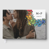Blume Monogramm Foto LGBTQ Hochzeit Gästebuch (Vorderseite)