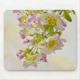 Blume Mousepad