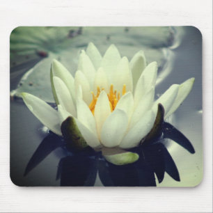 Blume Mousepad