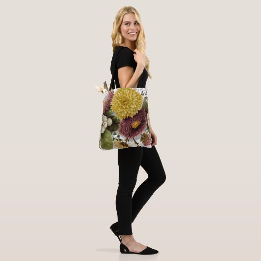 Blume Mum Floral Tasche (Am Model)