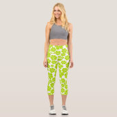 Blume Muster in Lime Green und White Capri Leggings (Vorderseite)