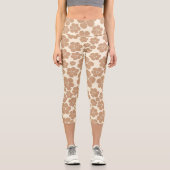 Blume Muster in Tan und Creme Capri Leggings (Vorderseite)