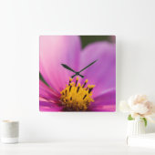 Blume Nah Quadratische Wanduhr (Zuhause)