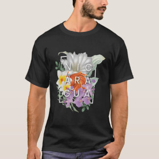 Blume Nicaraguas Word Art Nicaraguan Pride T-Shirt