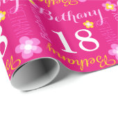 Blume personalisierter Name Alter 18. Geburtstagsp Geschenkpapier (Rolleneckpunkt)
