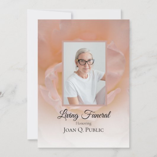 Blume Petals Living Beerdigung Party Einladung (Vorderseite)