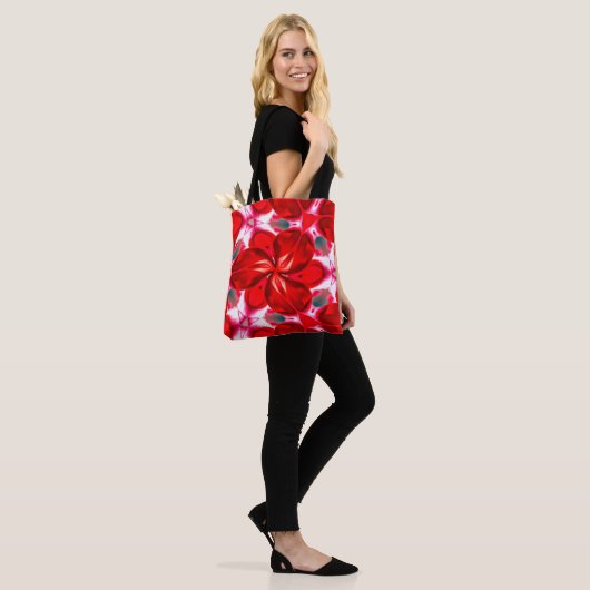 Blume Plumeria Pattern Tasche (Am Model)