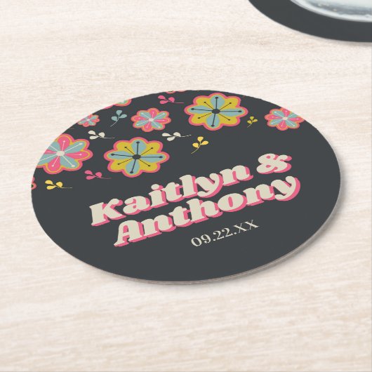 Blume Power 70er Retro Groovy Hochzeit Runder Pappuntersetzer (Angewinkelt)