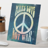 Blume Power Frieden - Liebe nicht Krieg 1 Sockelschild (In Situ)