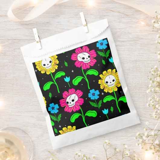 Blume Schwarz Geschenktütchen (Ausgeschnitten)