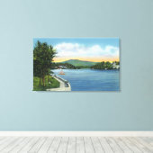 Blume See, Scarface Berg in Entfernung Leinwanddruck (Insitu (Holzboden))