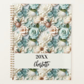 Blume-Skript für verstaubte grüne Creme 2026 Planer (Vorderseite)