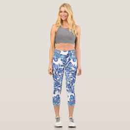 Blume und Blattmandala in der Blues Capri Leggings