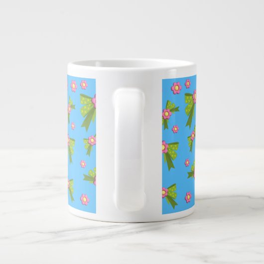 Blume und Bögen Jumbo-Tasse (Rückseite)