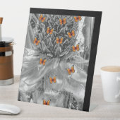 Blume und Butterfohlen von Ananas Sockelschild (In Situ)