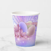 Blume und Eier auf farbenfrohen pastellfarbenen Un Pappbecher (Vorderseite)