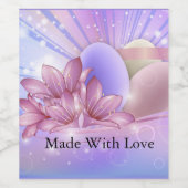 Blume und Eier auf farbenfrohen pastellfarbenen Un Weinetikett (Einzelnes Label)