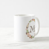 Blume und Federn Boho Wreath Monogram Kaffeetasse (VorderseiteRechts)
