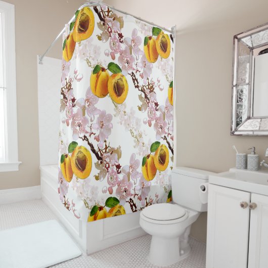 Blume und Früchte von Aprikosen. Duschvorhang (Beispiel)