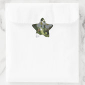 Blume und grüne Blätter in einem weißen Sommergart Stern-Aufkleber (Tasche)