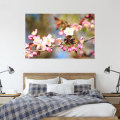 Blume und Lila Buden von Sunlit Leinwanddruck (Insitu (Schlafzimmer))