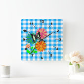 Blume und Schmetterling in Blue Vicky Quadratische Wanduhr (Zuhause)