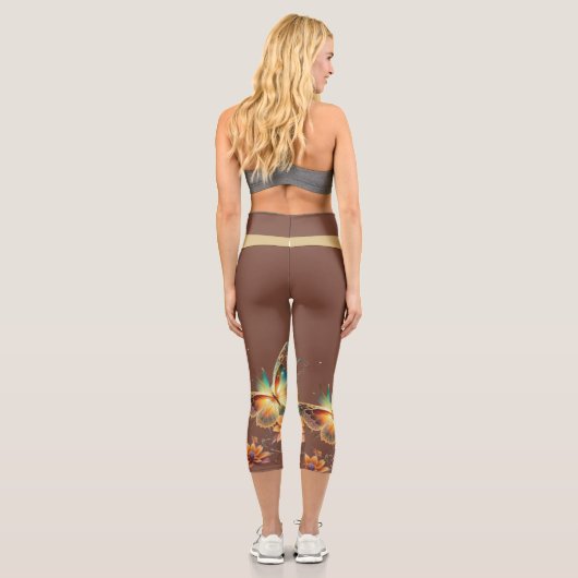 Blume und Schmetterlinge Hochgebranntes Riff Capri Leggings (Rückseite)
