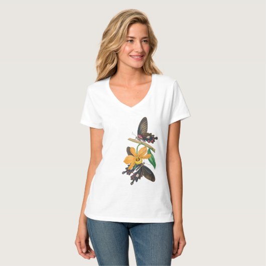 Blume und Schmetterlinge im Freien T-Shirt (Vorderseite Vollansicht)
