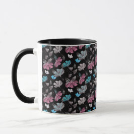 Blume- und Schmetterlingsmuster Tasse