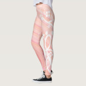 Blume- und Weinflansch über Pfirsich und rosa Leggings (Links)